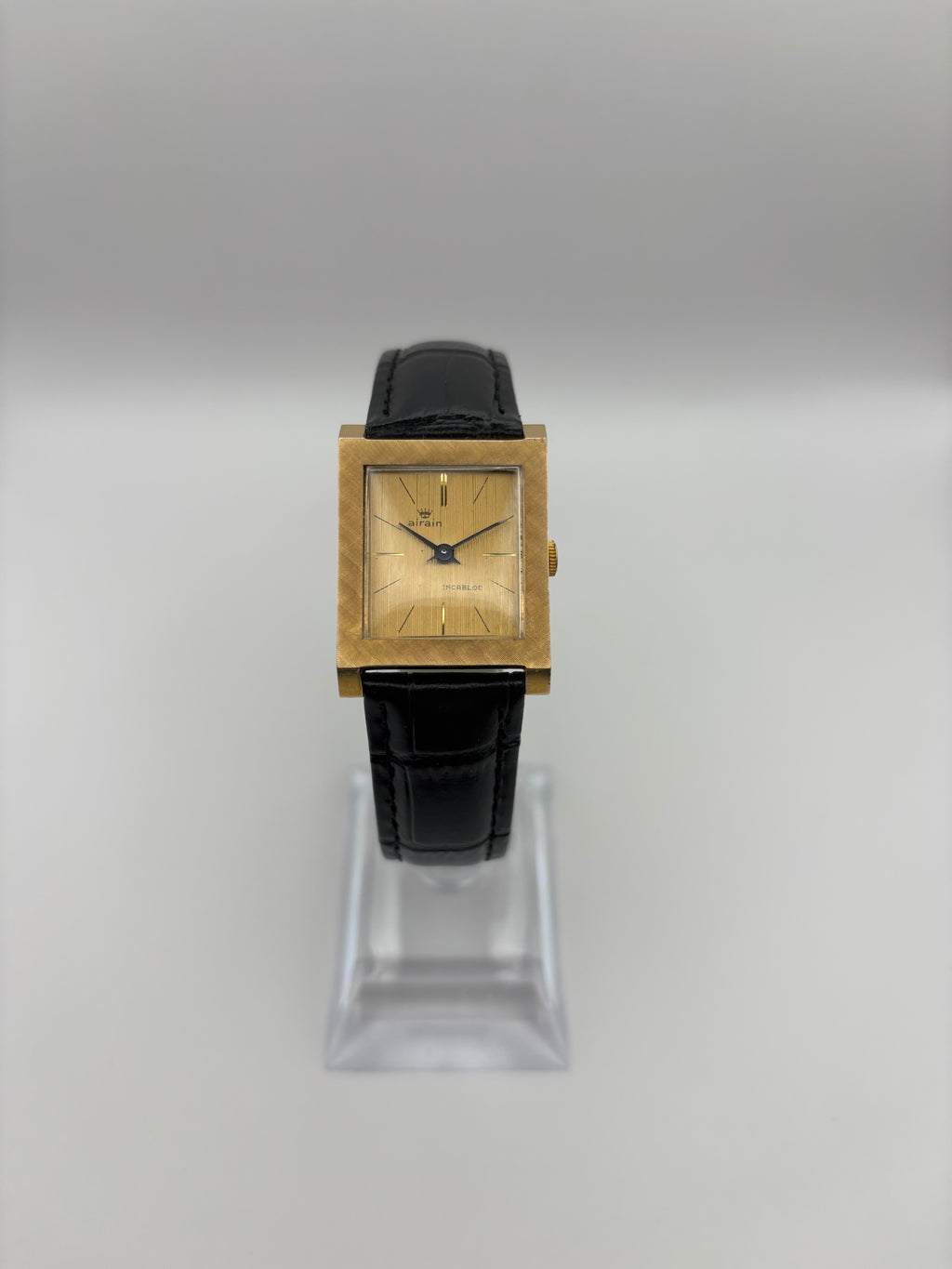 Montre Airin – Modèle Tank – Plaqué Or – Vintage Élégante